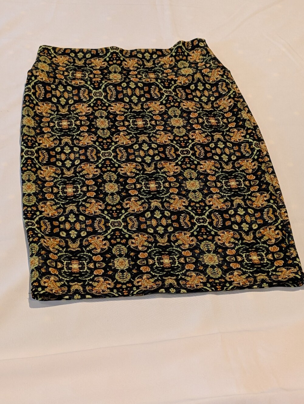 XS Lularoe Black Floral Pattern Pencil Skirt